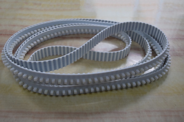 同步带加异形挡块