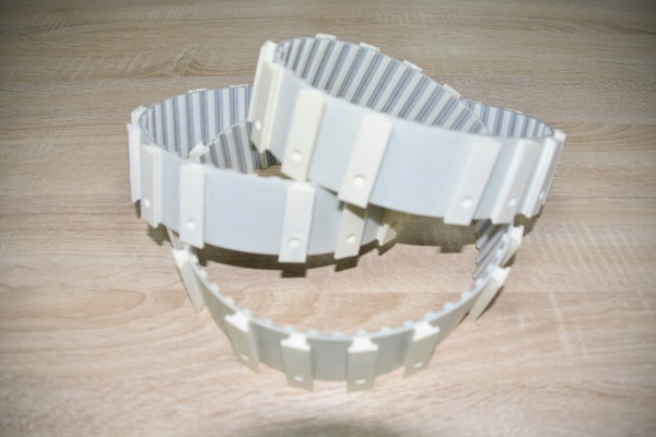 同步带加异形挡块